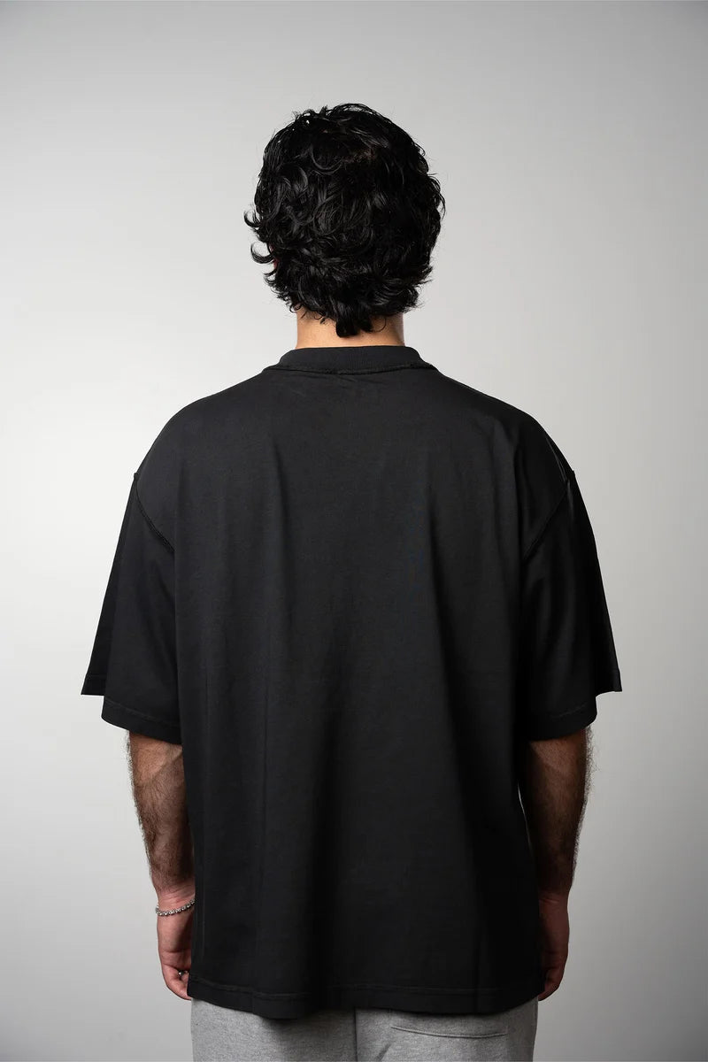 CAMISETA  NEGRA LAVADA
