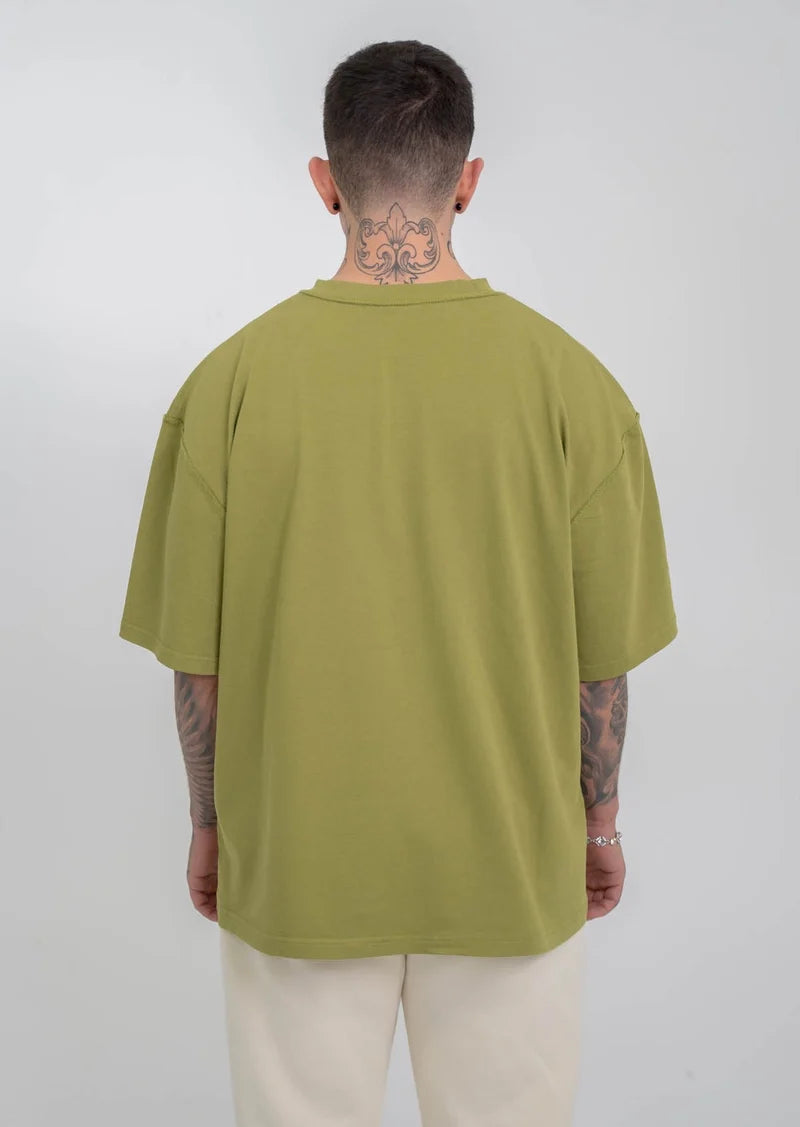 CAMISETA COLOR VERDE RARO OVERSIZE
