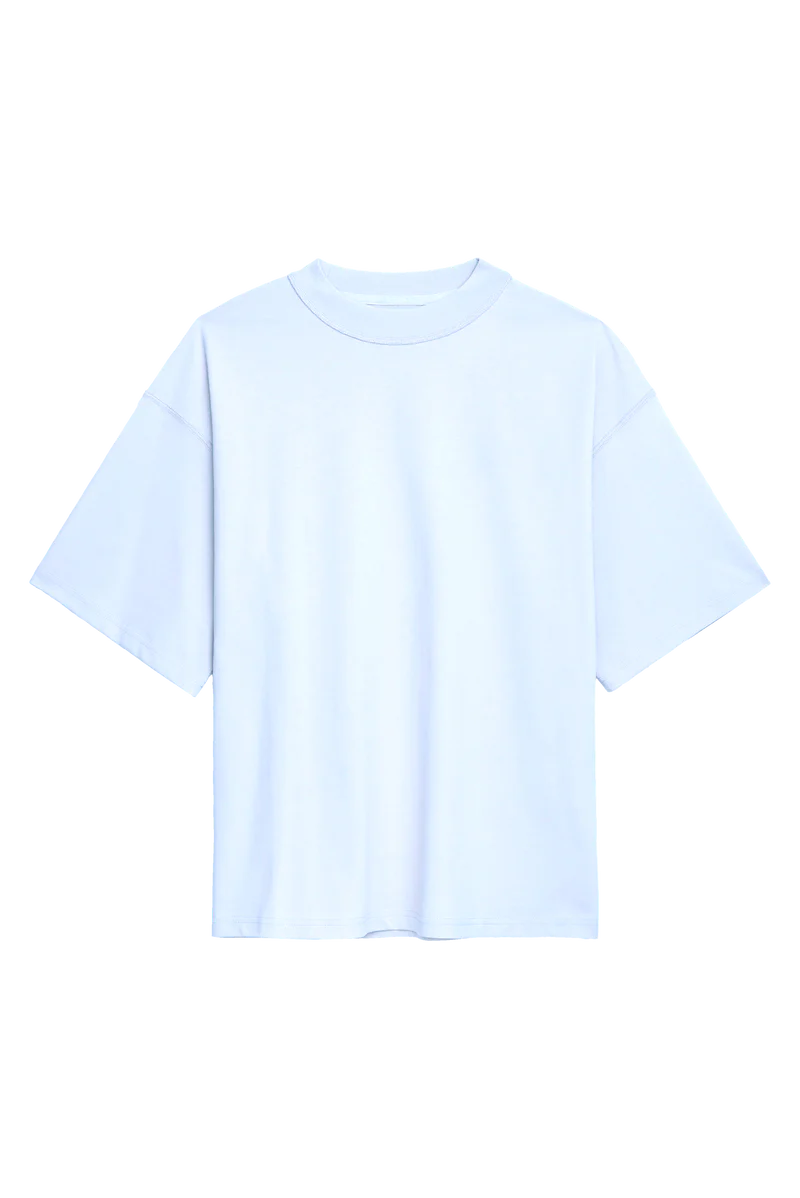 CAMISETA AZUL CLARO OVERSIZE